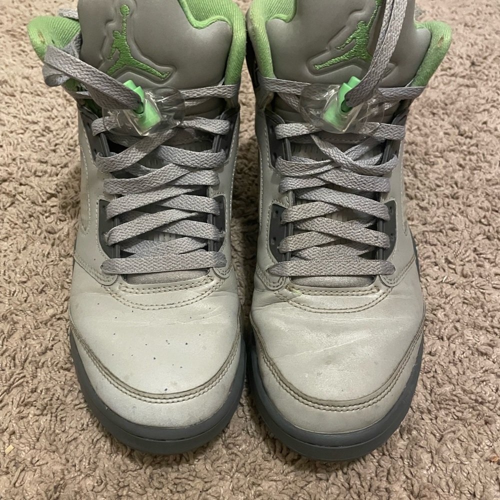 Jordan Mens Sneakers in Gray and Green